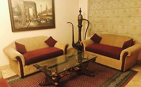 Skylink Suites Bed & Breakfast